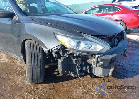 2017 Nissan Altima 2.5 Sv z USA, uszkodzony, nr VIN 1N4AL3AP3HC193107